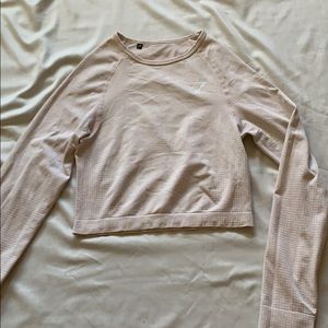 GymShark brand cropped work out long sleeve